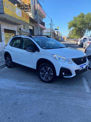 Peugeot 2008 1.6 Feline