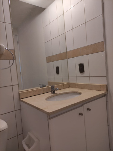Se Arrienda Espacioso Departamento En Excelente Ubicación