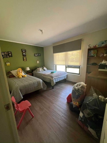 Gran Casa En Sector Las Mariposas, Temuco. (103011)