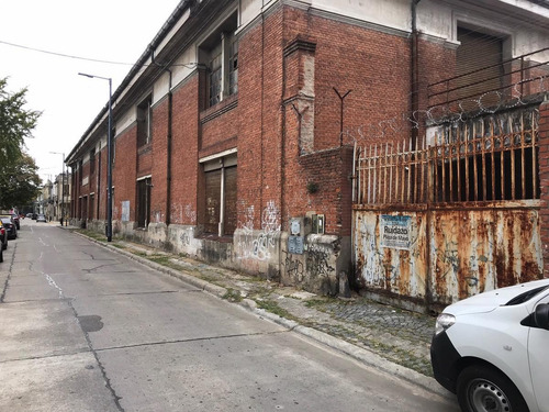 Importante Inmueble En Venta