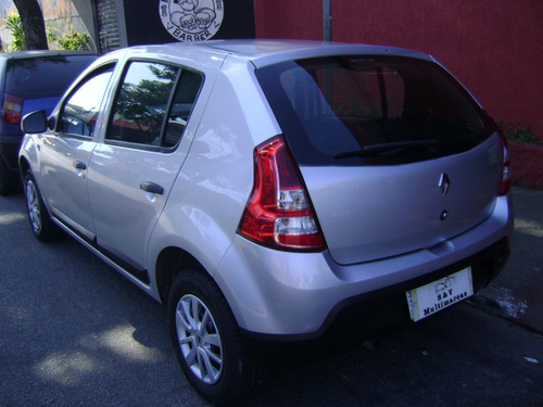 Imagem 6 de 9 de Renault Sandero Aut 1.0