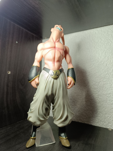 Figura Dragon Ball Z Majin Boo 28cm (Usado)