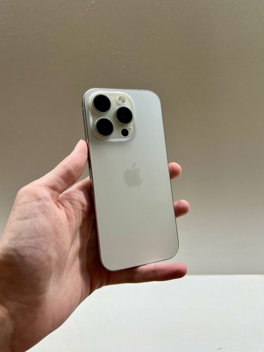 Iphone 15 Pro 128gb Blanco Batería 89% En Caja Impecable Blanco (Usado)
