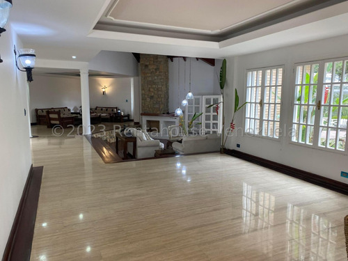 Casa En Venta Alto Hatillo Mls #25-4113