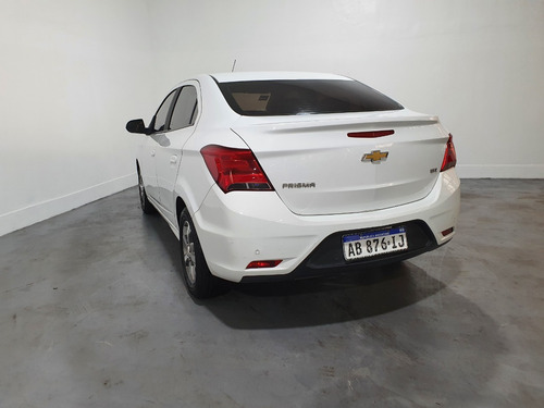 Imagen 4 de 25 de Chevrolet Prisma Ltz 1.4 Año 2017 Sf !!