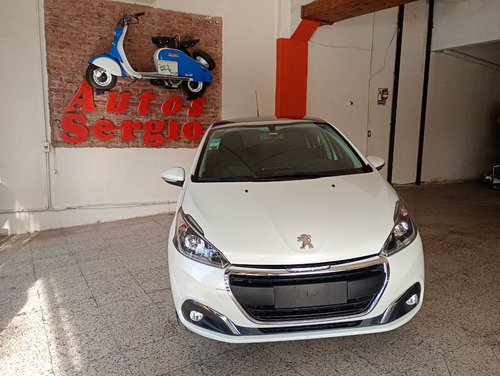 Peugeot 208 1.6 Allure Touchscreen