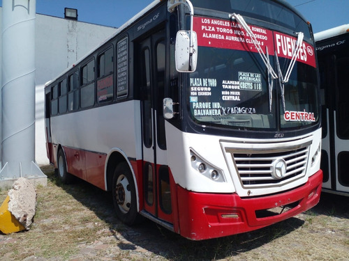 Imagen 4 de 12 de Mercedes Benz Camiones Urbanos 2012 2016 2017 Motor 924 Egr