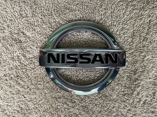 Emblema Trasero Nissan Tida 2007-2014 Original 