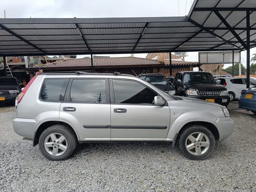 Nissan Xtrail 2.5 S Basica
