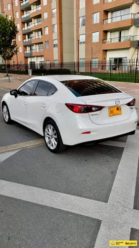 Mazda 3 2.0 Touring