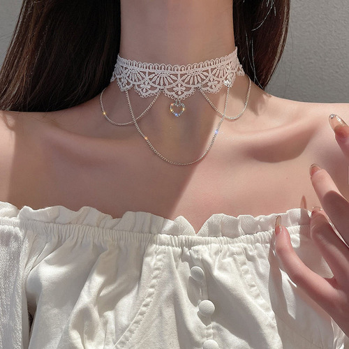 Gargantilla Gótica De Encaje Blanco Con Corazón Y Perlas