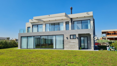 Imagen 26 de 28 de Fantástica Casa En Venta, Nueva Y Amoblada. Fondo Al Lago. B° Terralagos Canning