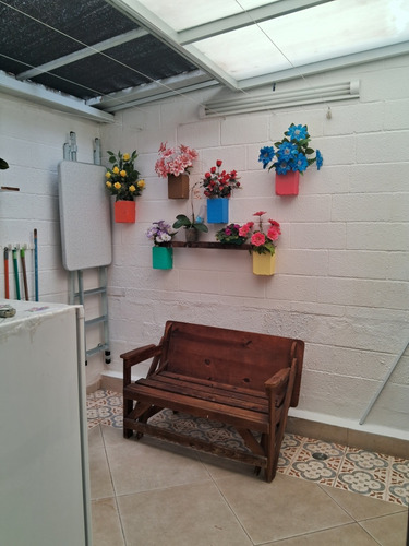Casa Com Porteira Semi Fechado Em Condomínio Com Portaria 24