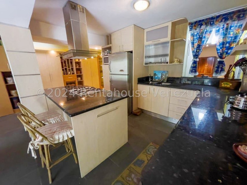 Apartamento Con Terraza Excelente Ubicación!!! En Alquiler La Carlota I