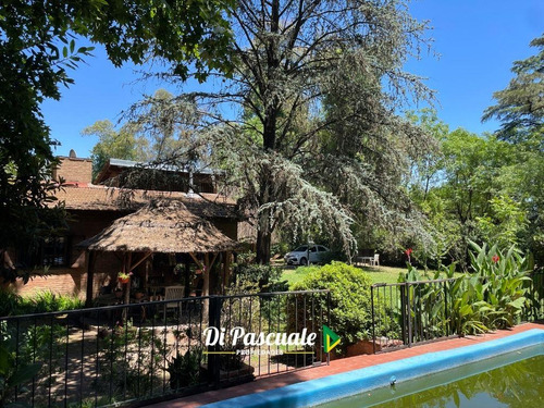 Venta Casa Quinta Con Parque, Pileta Y Quincho - La Reja Sur