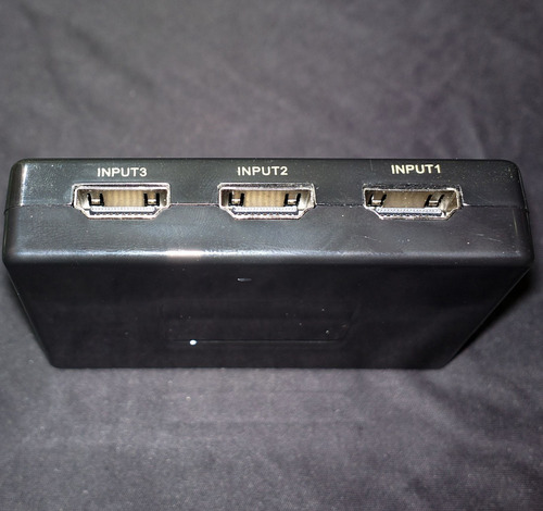 Imagen 4 de 5 de Splitter Hdmi 4k 60hz 3 Entradas 1 Salida Con Control Remoto