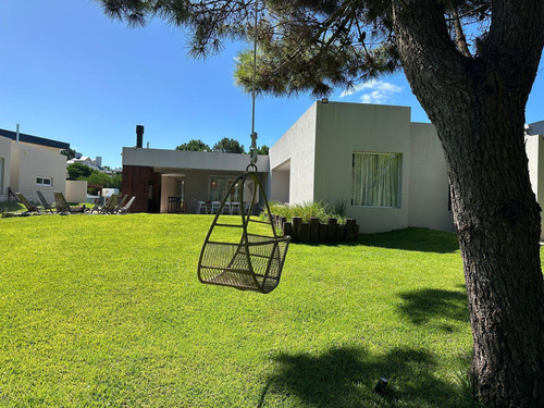Departamento En Venta - 3 Dormitorios 3 Baños - Pinamar
