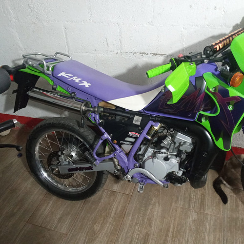 Moto Kmx En Muy Buen Estado, Para Traspaso, Negociable.
