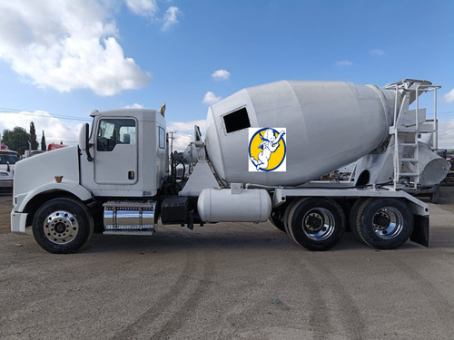 Kenworth T800 2006 Con Revolvedora