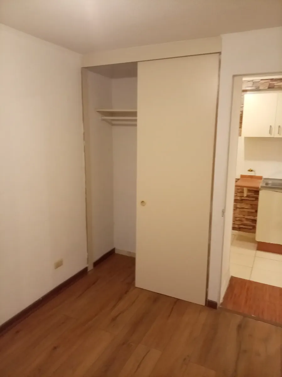 Imagen 5 de 19 de Se Vende Departamento Frente A Metro Ñuble Y SodiMac.