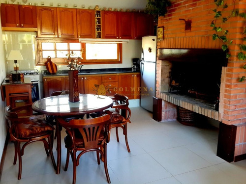Muy Linda Casa Para Disfrutar De Una Temporada Tranquila!!- Ref: 588
