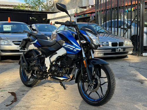 Bajaj Rouser 160 Pierce Automotores