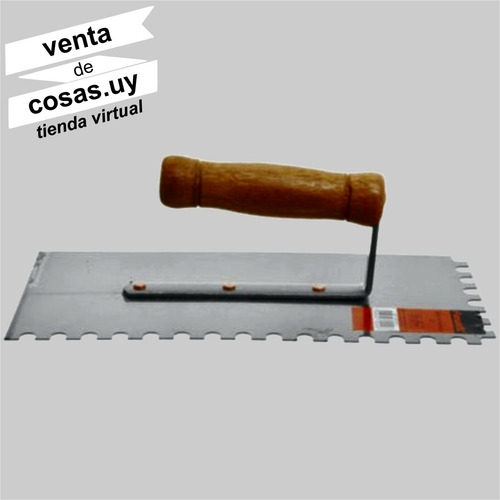 Imagen 3 de 9 de Llana Famastil Acero Dentada Redondeado 26 X 12 Cms