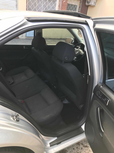 Volkswagen Bora 2.0 Trendline 115cv 2011