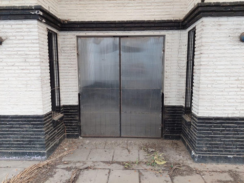 Imagen 4 de 13 de Local Comercial En Alquiler Av Alem 600