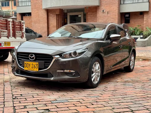 Mazda 3 Touring IPM MT