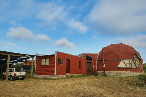 Casa Domo Con Quincho