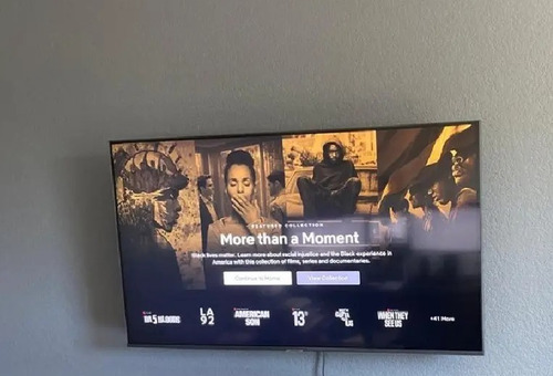 Imagen 5 de 9 de Tv Samsung De 43 Pulgadas Smart Tv Crystal Uhd + Regalos