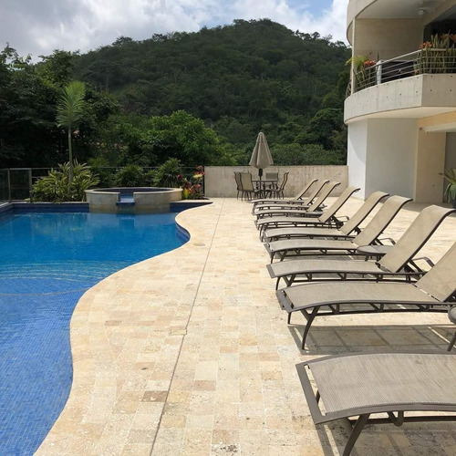 Imagen 18 de 18 de Apartamento En Altos De Guataparo, Valencia. Foa-699