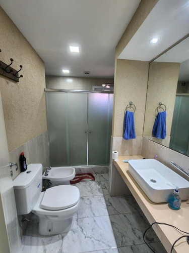 Casa En Venta - 3 Dormitorios 4 Baños - 280mts2 - Villa Lugano