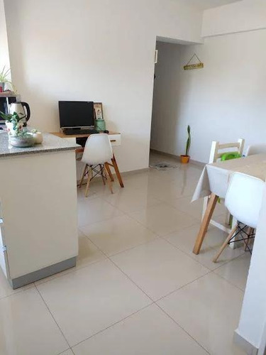 Departamento En Venta - 1 Dormitorio 1 Baño - Cochera - 40mts2 - Lomas De Zamora