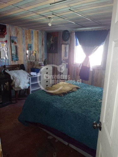 Casa En Venta De 4d En Terreno De 1.038 M2 En Requínoa