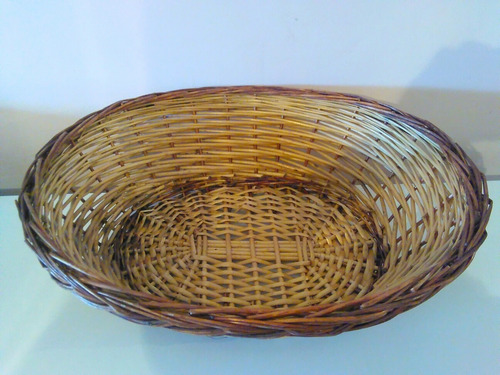Cesta De Mimbre Grande Sin Asa. Única Disponible