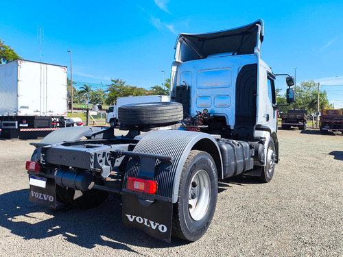 Volvo Vm 330 2015 Cavalo 4x2 Toco, Leito, Ar, Automatico