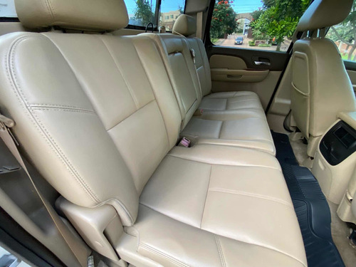 Imagen 10 de 14 de Chevrolet Cheyenne 2010 5.3 2500 Crew Cab B 4x4 Mt