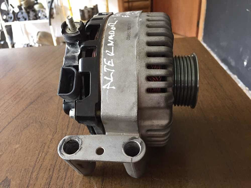 Alternador 2002 Ford Explorer