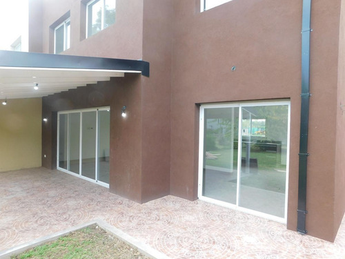 Imagen 7 de 18 de Casa En Venta - Francisco Alvarez