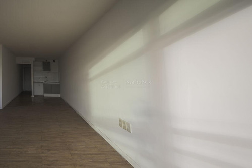Apartment Facing Plaza Del Entrevero