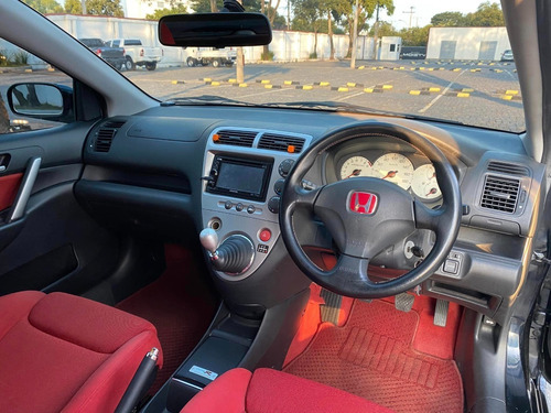 Imagen 7 de 8 de Honda Civic Type R Año 2002