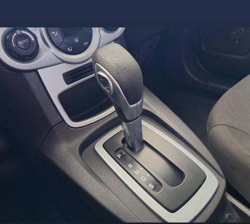 Ford Fiesta 1.6 16v Se Flex Powershift 5p