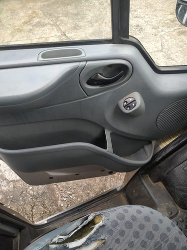 Caminhonete Ford Transit 2011 3,90m