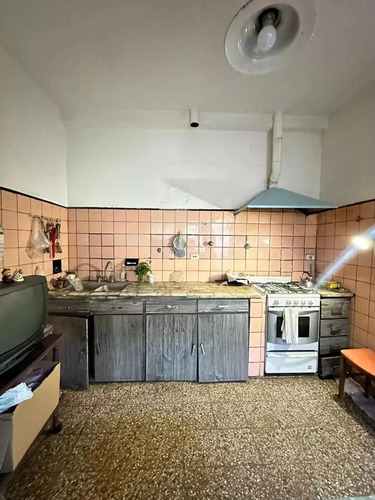 Casa Multifamiliar En Venta - 272mts2 - Nueva Pompeya