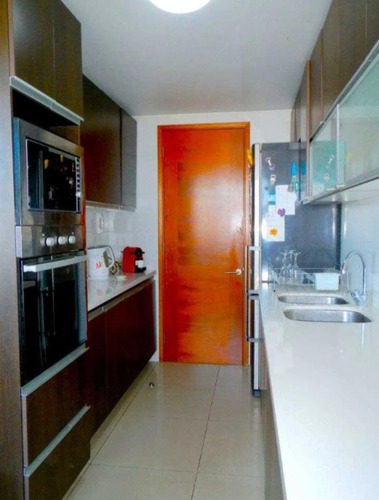Departamento En Venta De 3 Dorm. En Las Condes
