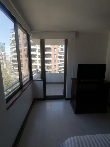 Excelente Depto Dos Dorm Amoblado Full Golf Metro Alcantara