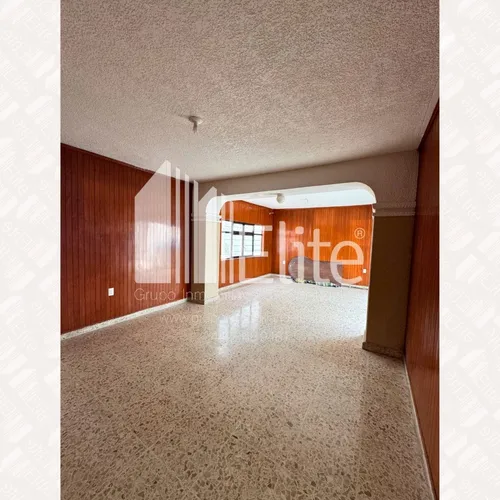 Casa En Renta En Av Universidad Queretaro