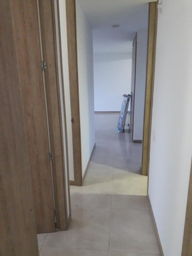 Imagen 12 de 17 de Apartamento En Arriendo En Cali Urbanización La Flora